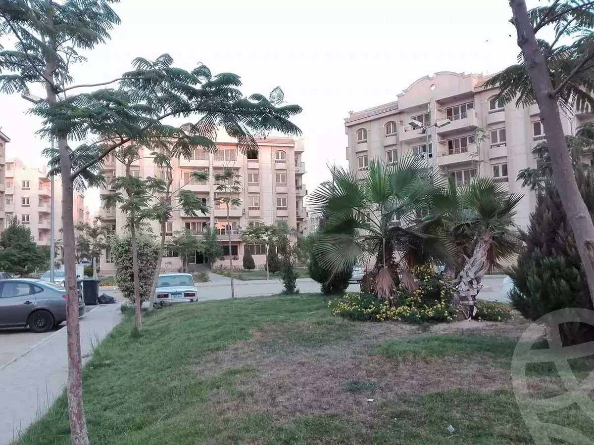 https://aqarmap.com.eg/ar/listing/2913863-for-sale-cairo-6th-of-october-compound-montazah-compound