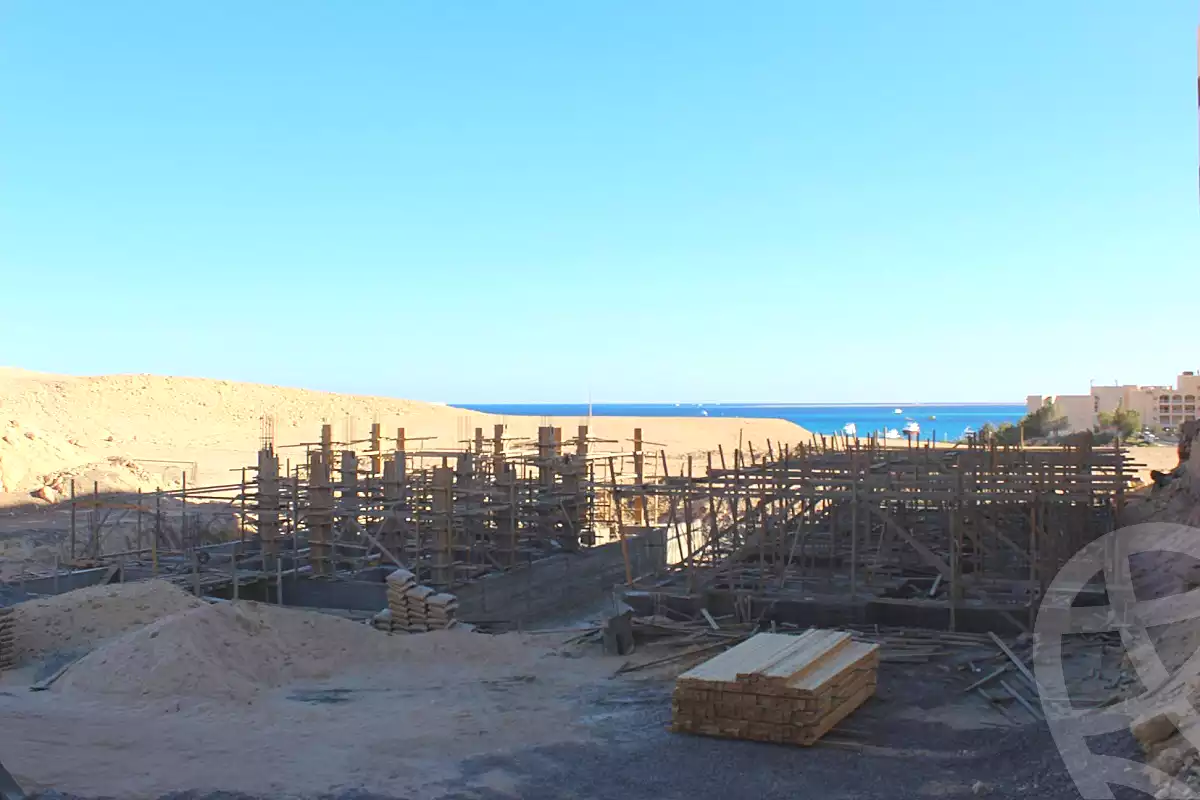https://aqarmap.com.eg/ar/listing/2184343-projects-alrabwa-residence