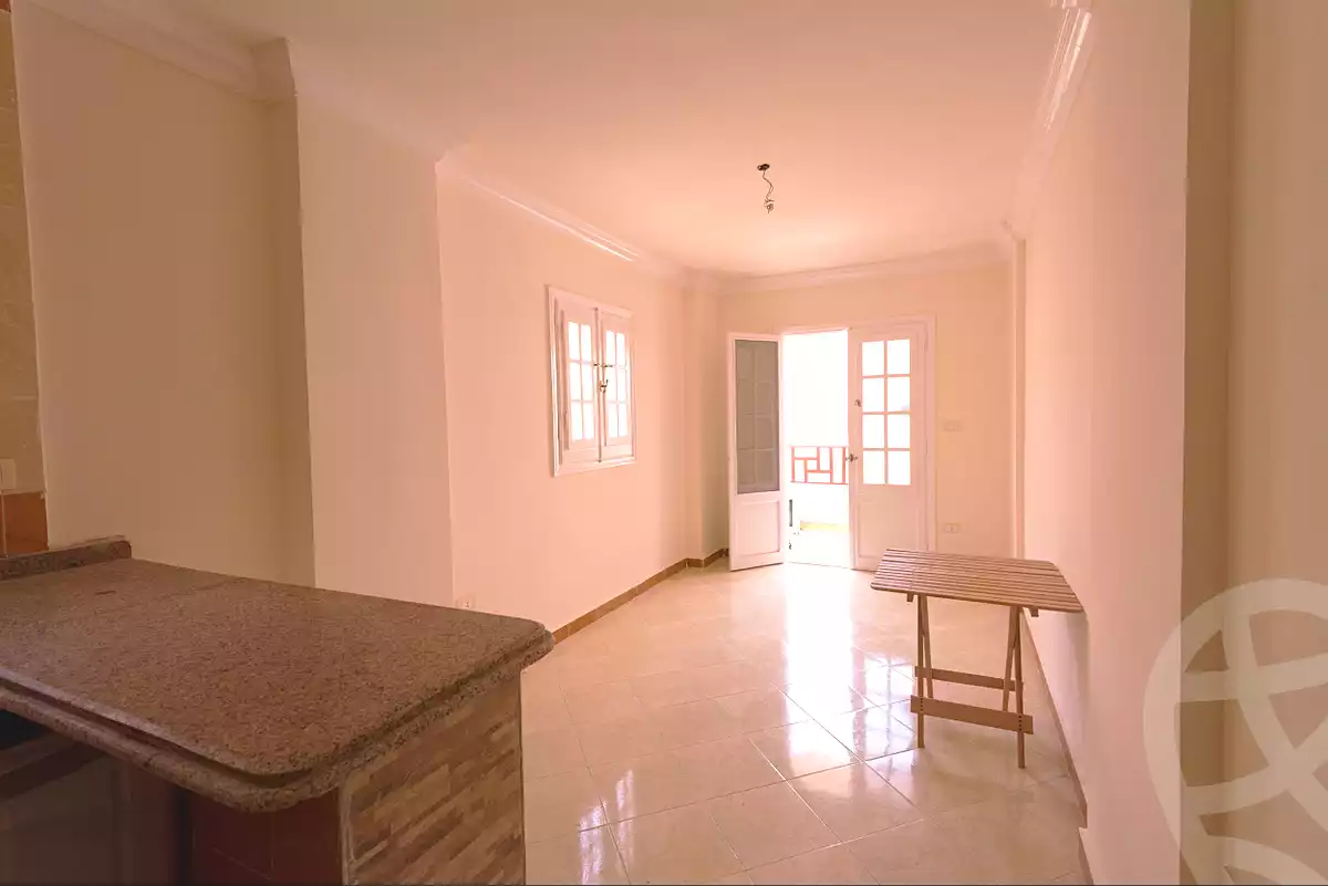 https://aqarmap.com.eg/ar/listing/1016083-projects-rommel-matrouh
