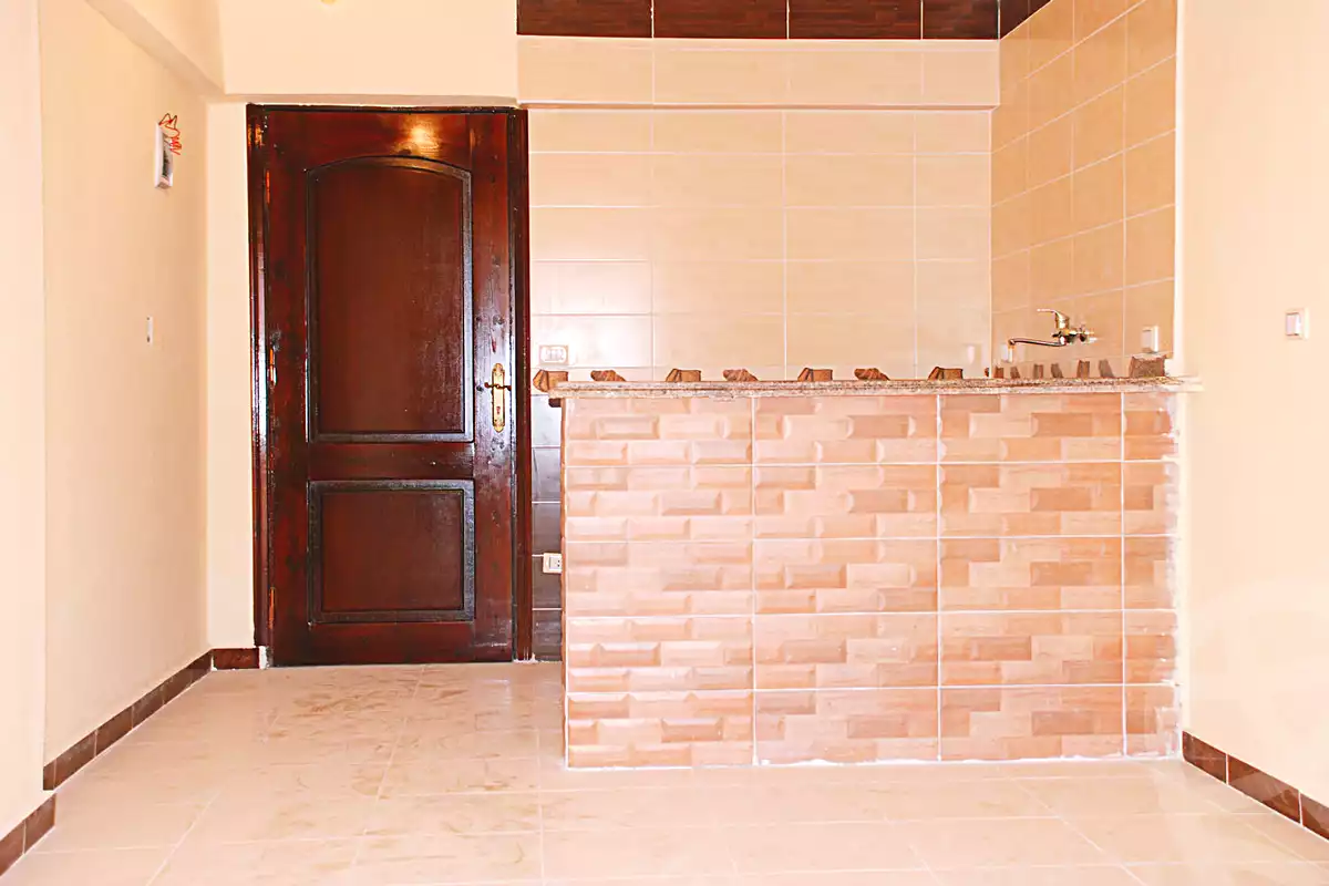 https://aqarmap.com.eg/ar/listing/1016083-projects-rommel-matrouh