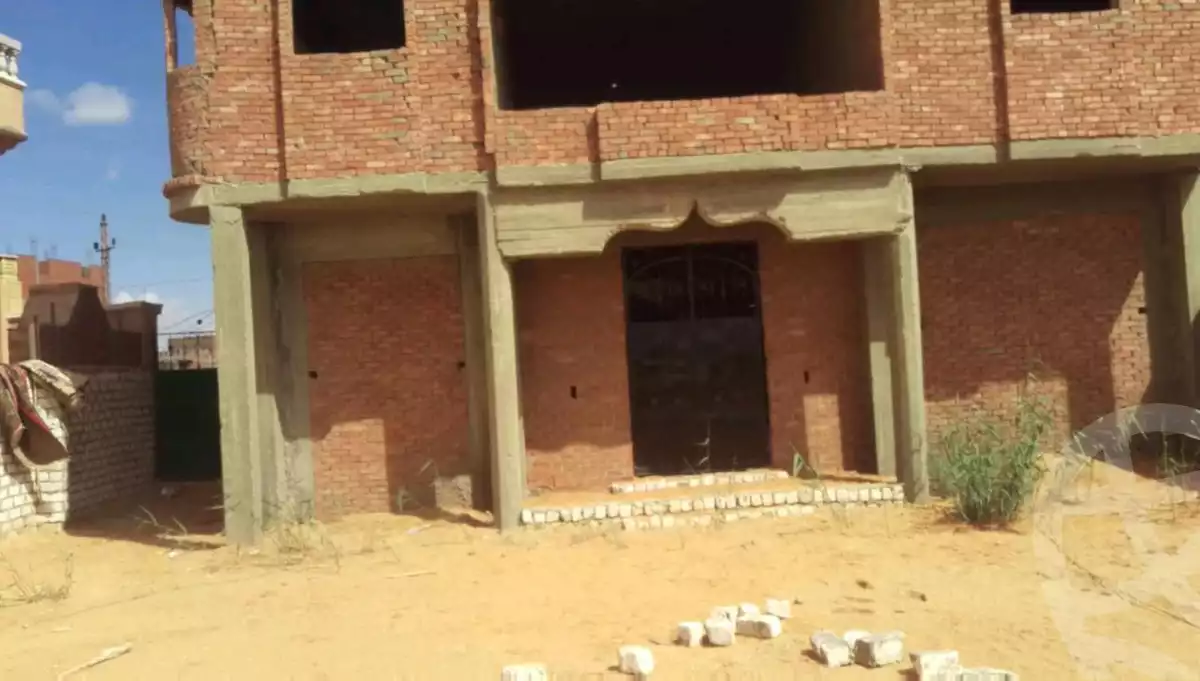 https://aqarmap.com.eg/ar/listing/2505084-for-sale-building-cairo-kirdasah