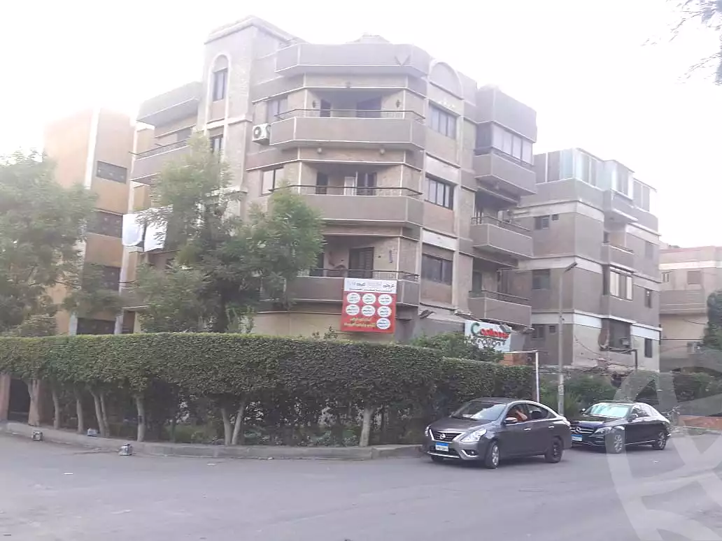 https://aqarmap.com.eg/ar/listing/2780669-for-sale-building-cairo-el-maadi-saqr-quraish-street-306