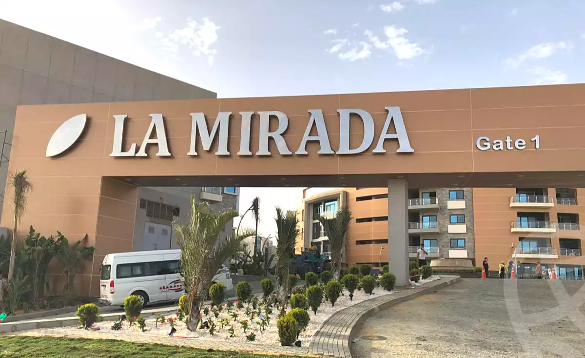 https://aqarmap.com.eg/ar/listing/2643200-projects-la-mirada-plaza