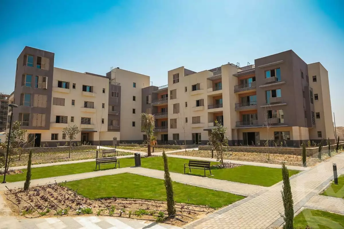 https://aqarmap.com.eg/en/listing/4170929-for-sale-cairo-6th-of-october-compound-aeon