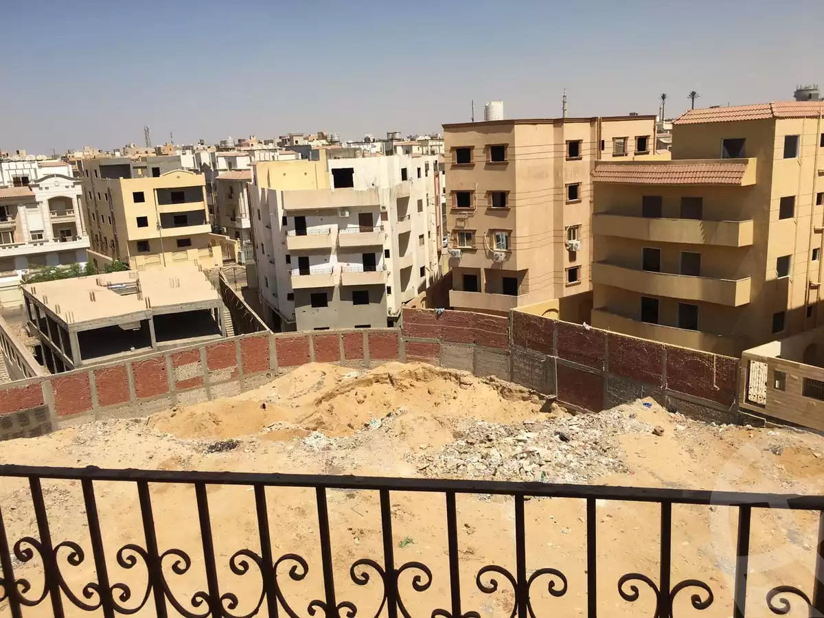 https://aqarmap.com.eg/ar/listing/4693871-for-sale-cairo-new-cairo-first-settlement-neighbourhood-10-badee-khairy-st