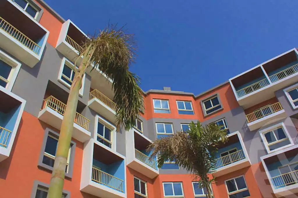 https://aqarmap.com.eg/ar/listing/2775127-projects-amorada
