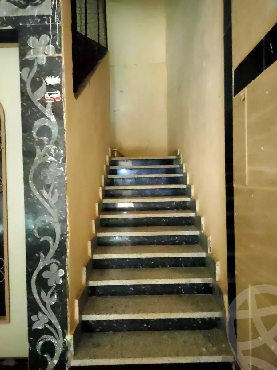 https://aqarmap.com.eg/ar/listing/2804698-for-sale-apartment-cairo-helwan-helwan-gardens-el-rahmah
