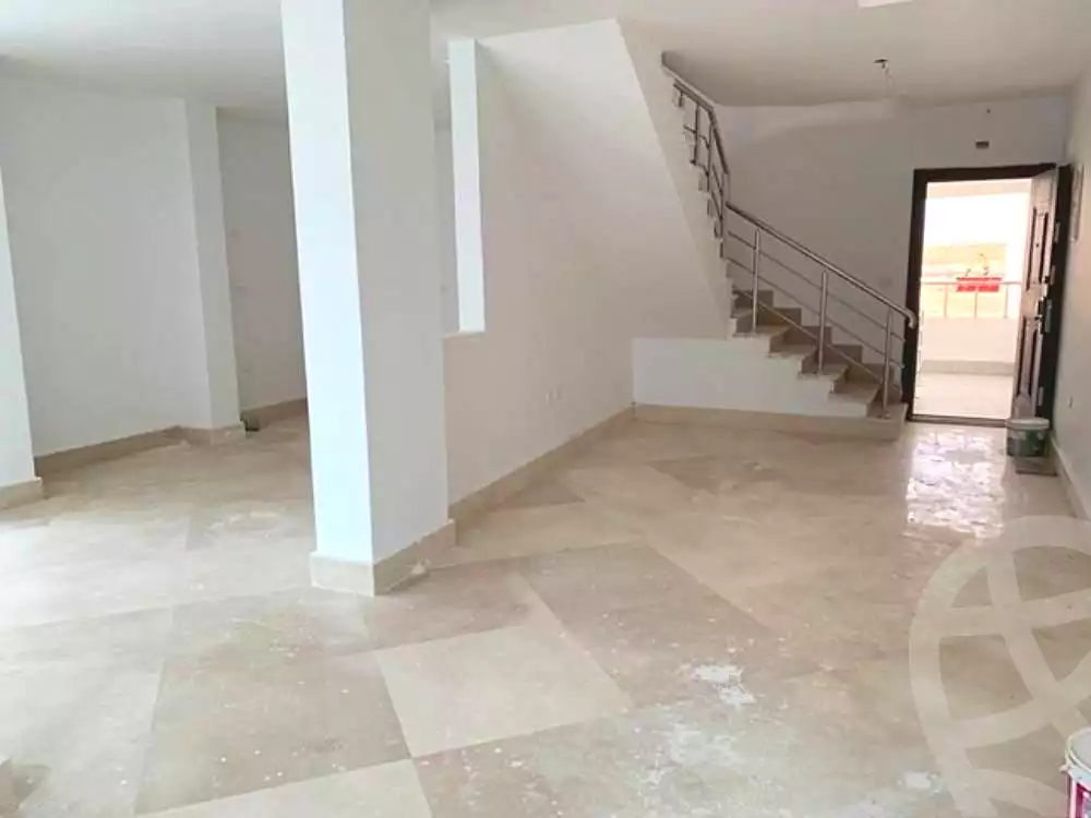 https://aqarmap.com.eg/en/listing/2818955-projects-royal-residence