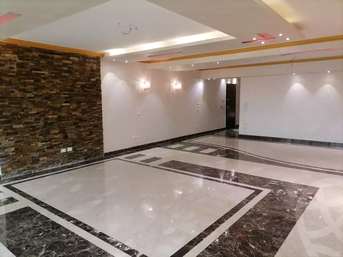 https://aqarmap.com.eg/ar/listing/2827582-for-sale-cairo-nasr-city-1st-zone-mohamed-youssef-moussa-st