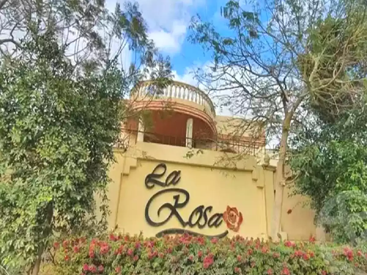 https://aqarmap.com.eg/en/listing/2828194-projects-la-rose