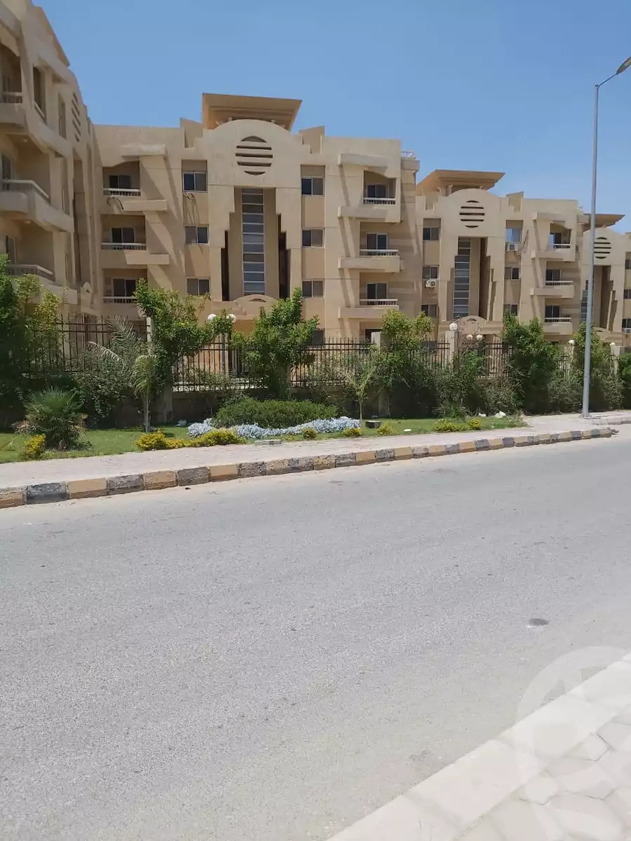 https://aqarmap.com.eg/ar/listing/2856935-for-sale-cairo-6th-of-october-compound-engineers-oasis