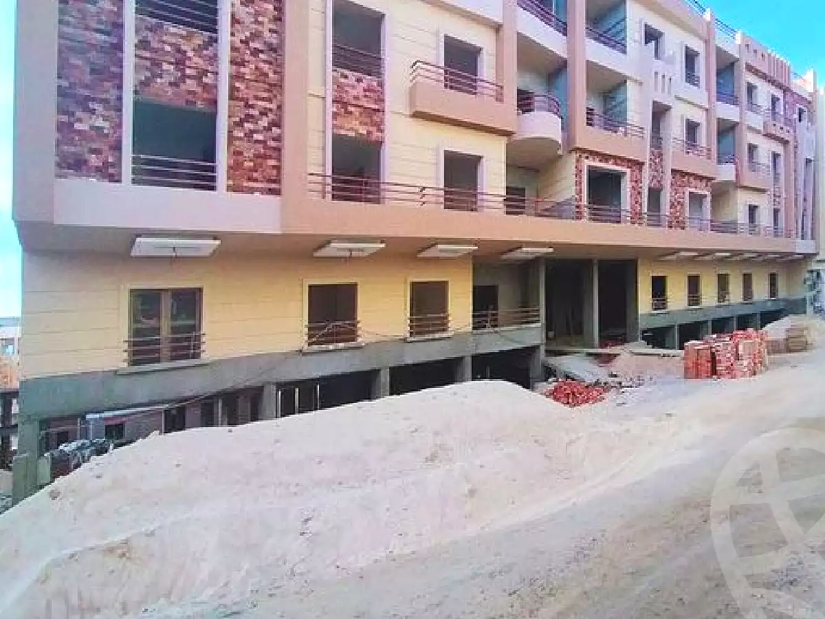 https://aqarmap.com.eg/ar/listing/2858759-projects-riviera-resort