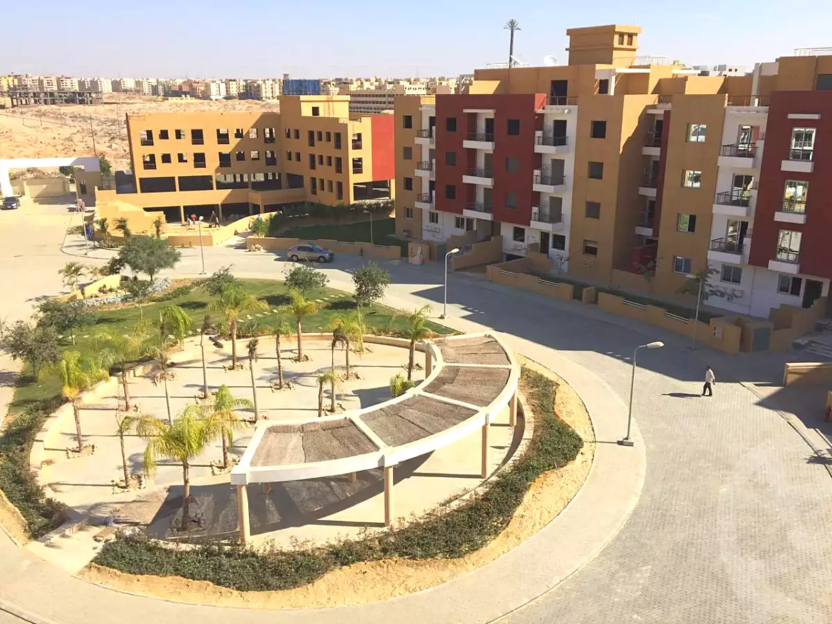 https://aqarmap.com.eg/ar/listing/2870078-projects-mashareq-compound