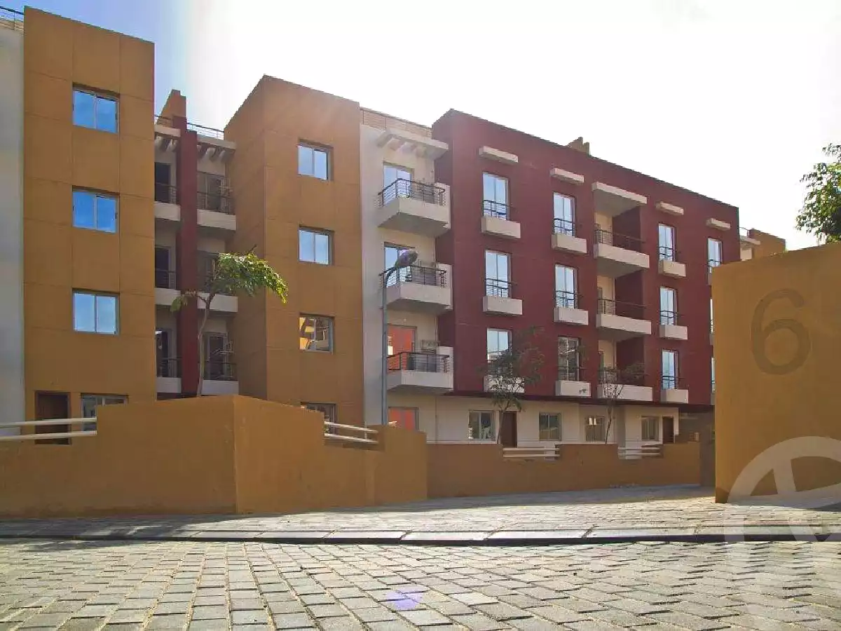 https://aqarmap.com.eg/ar/listing/2870078-projects-mashareq-compound