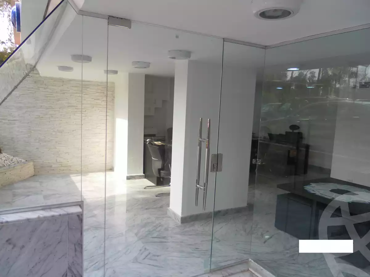 https://aqarmap.com.eg/en/listing/3074516-for-sale-cairo-el-maadi-sarayat-el-maadi-al-kanal-st