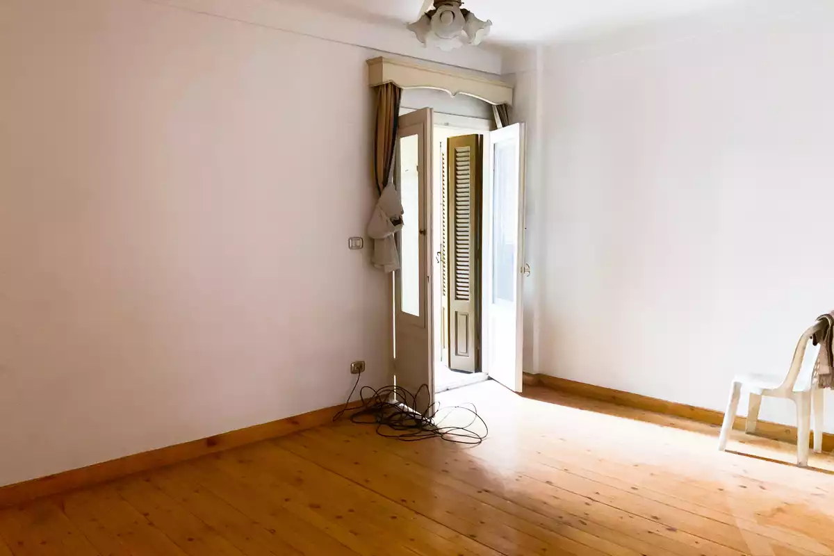https://aqarmap.com.eg/ar/listing/3185666-for-rent-alexandria-kafr-abdo-khaleel-basha-st