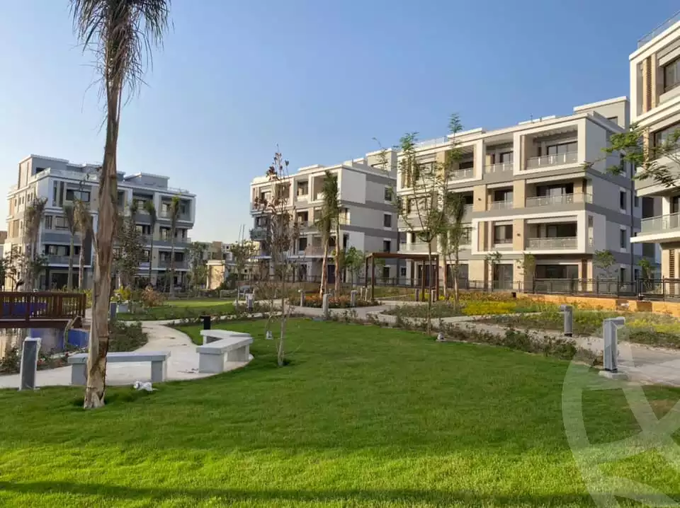 https://aqarmap.com.eg/ar/listing/4170912-for-sale-cairo-el-sheikh-zayed-city-compounds-in-sheikh-zayed-beverly-hills
