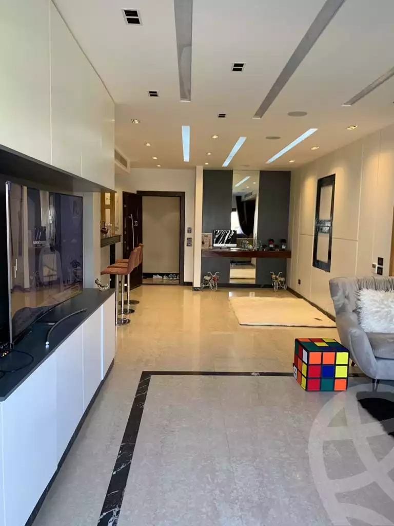 https://aqarmap.com.eg/ar/listing/3684821-for-rent-cairo-el-sheikh-zayed-city-compounds-in-sheikh-zayed-beverly-hills