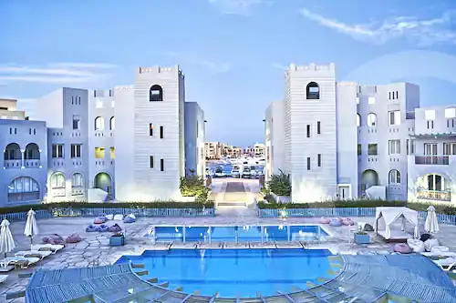https://aqarmap.com.eg/en/listing/2804868-projects-fanadir-marina