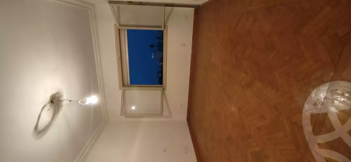 https://aqarmap.com.eg/ar/listing/4058743-for-sale-cairo-dokki-kwrnysh-lnyl