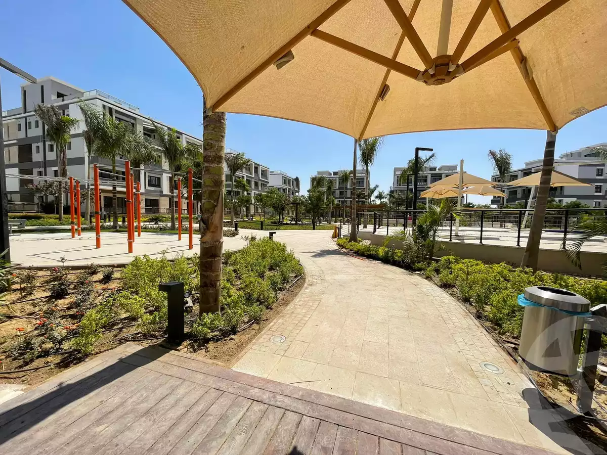 https://aqarmap.com.eg/ar/listing/4275656-for-sale-cairo-el-sheikh-zayed-city-compounds-in-sheikh-zayed-beverly-hills