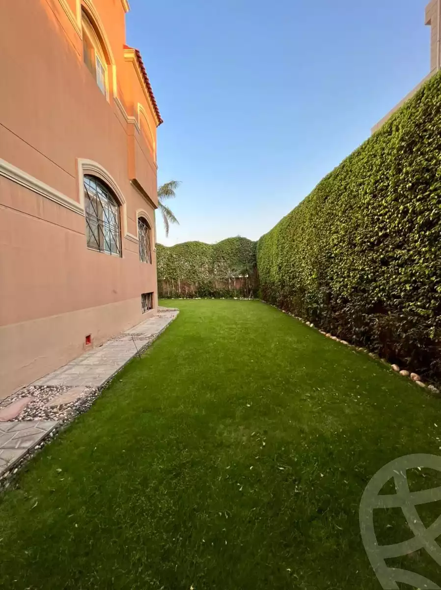 https://aqarmap.com.eg/ar/listing/3836399-for-sale-cairo-el-sheikh-zayed-city-hay-el-yassmin