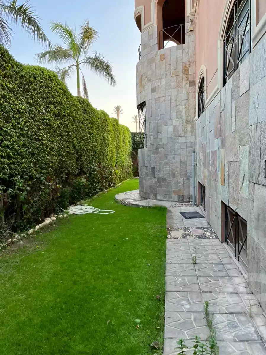 https://aqarmap.com.eg/ar/listing/3836399-for-sale-cairo-el-sheikh-zayed-city-hay-el-yassmin