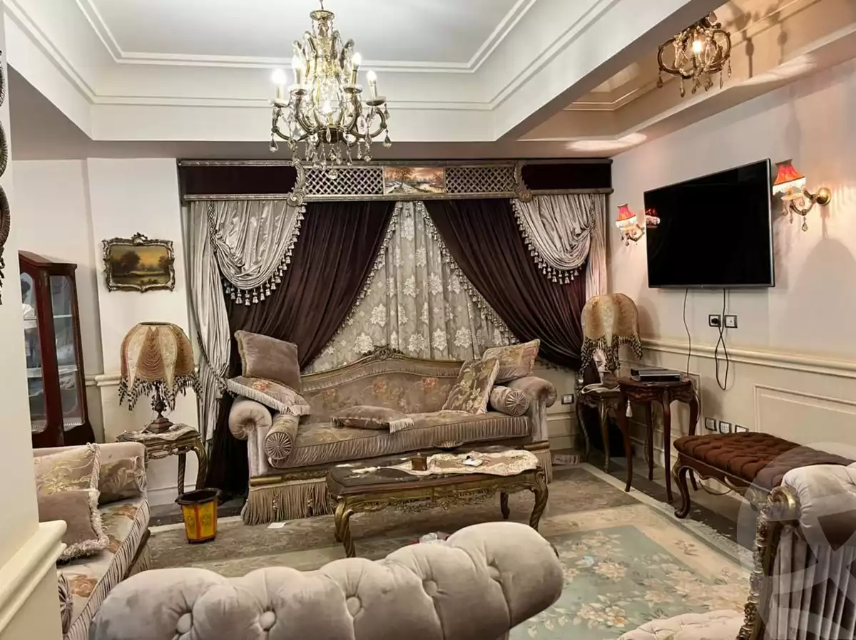 https://aqarmap.com.eg/ar/listing/3836399-for-sale-cairo-el-sheikh-zayed-city-hay-el-yassmin