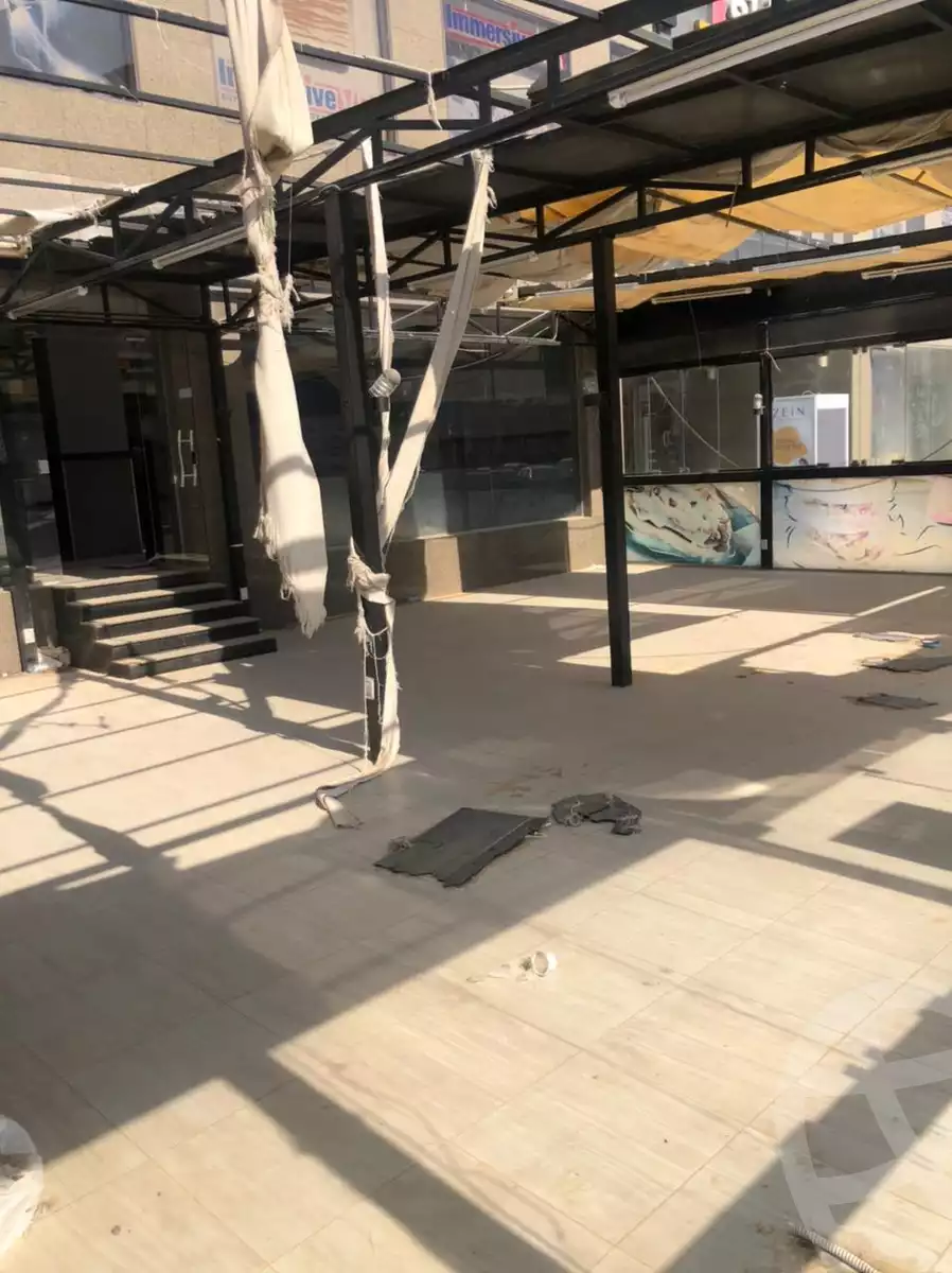 https://aqarmap.com.eg/ar/listing/3467252-for-rent-cairo-new-cairo-ltjm-lkhms-90th-street-90th:-between-mountain-view-roundabout-and-auc