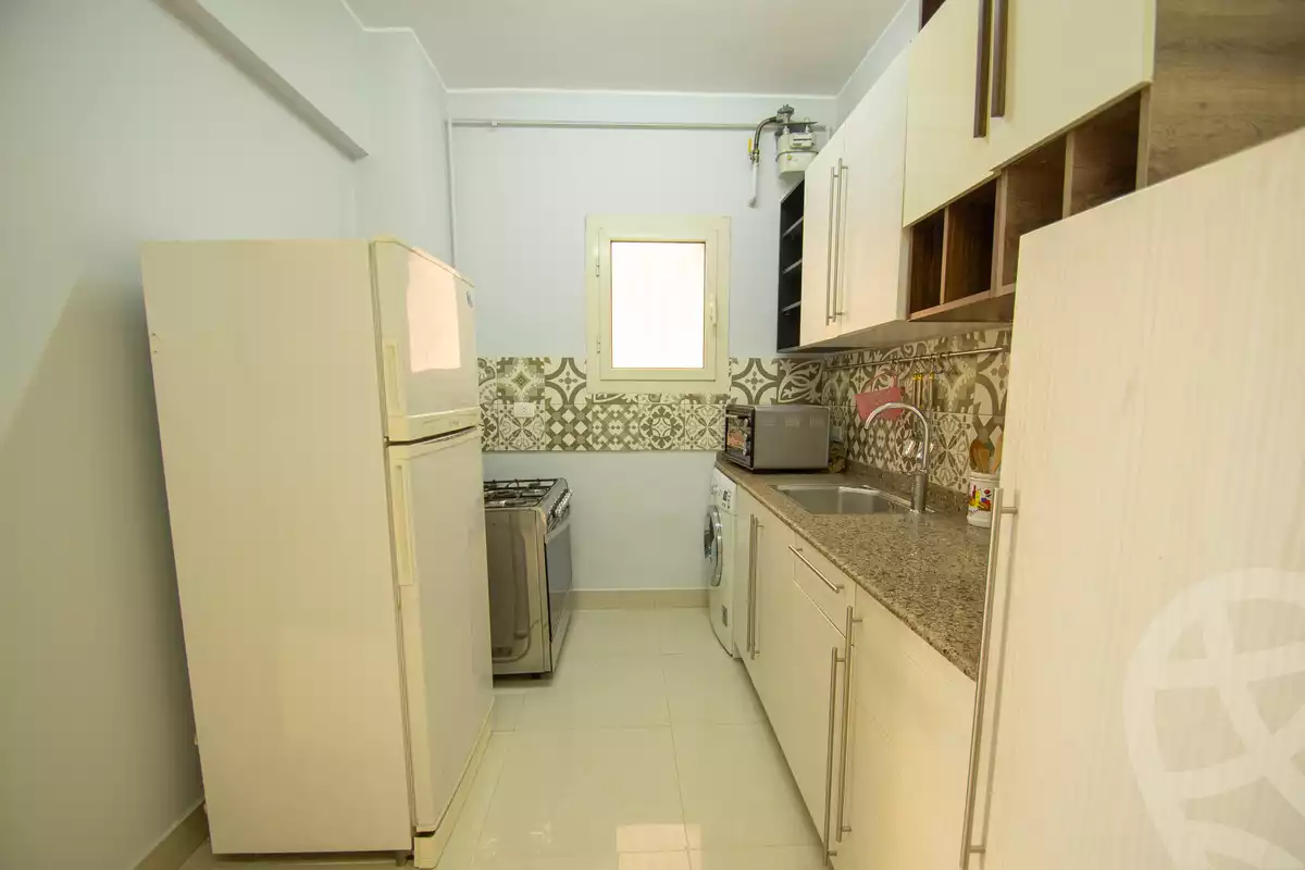 https://aqarmap.com.eg/en/listing/3473807-for-rent-cairo-el-sheikh-zayed-city-el-hay-el-hady-ashaer-area-3