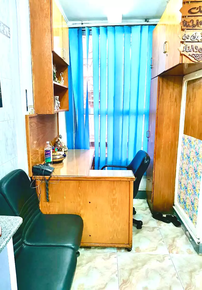 https://aqarmap.com.eg/ar/listing/3497559-for-sale-cairo-downtown-bab-el-loaa-mohammed-mahmoud-st