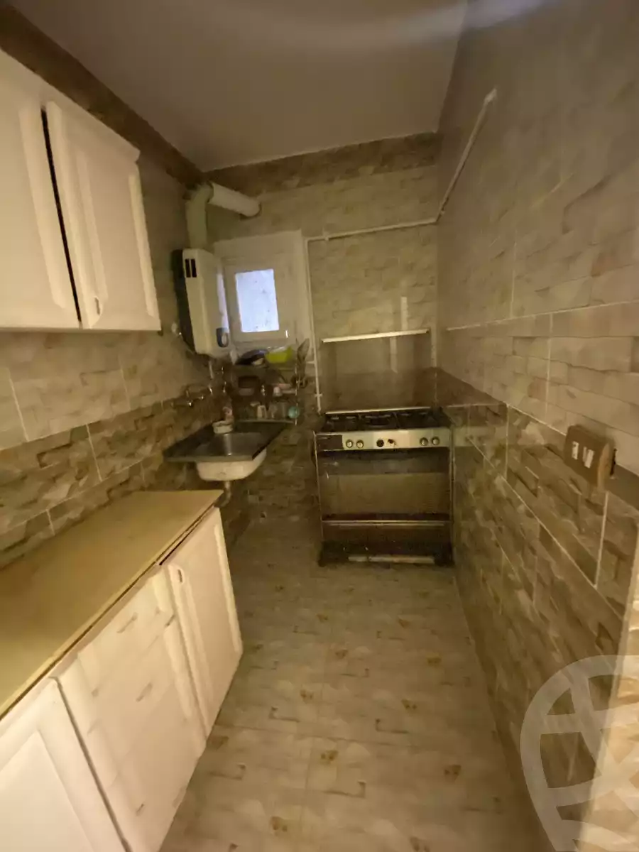 https://aqarmap.com.eg/ar/listing/3888375-for-sale-cairo-el-zaytun-lzytwn-lshrqy-shr-mstfy-bsh