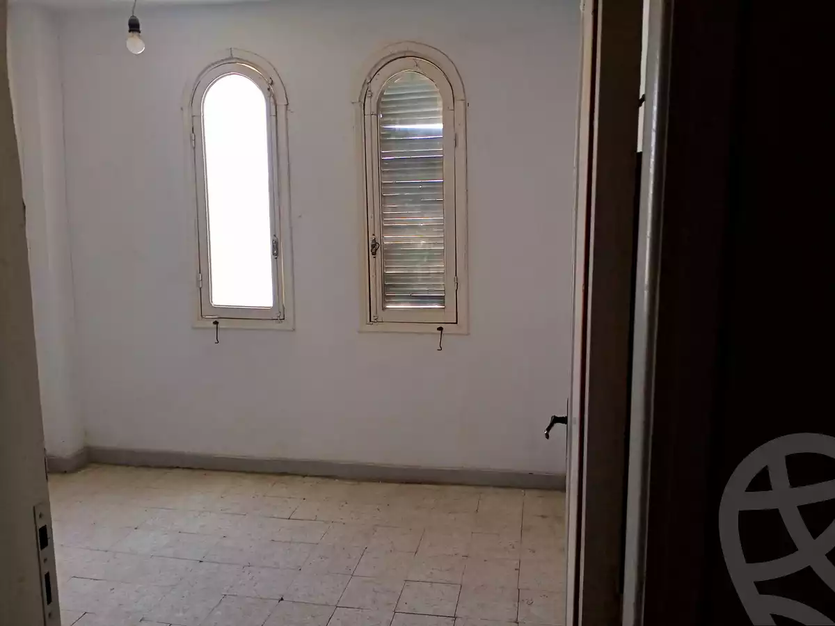 https://aqarmap.com.eg/ar/listing/3860644-for-sale-cairo-6th-of-october-ganob-el-ahyaaa-housing-63m-abu-el-wafa