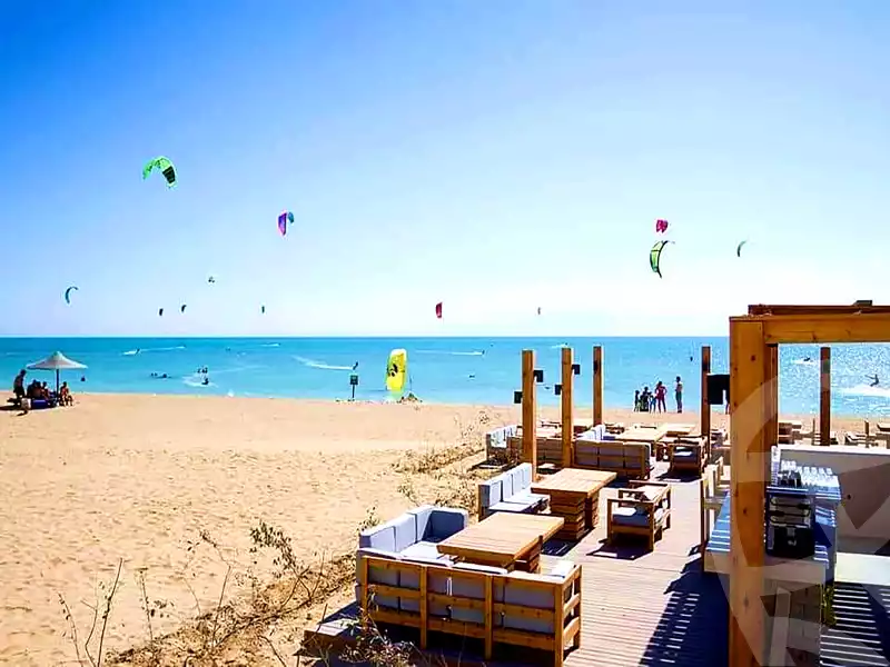 https://aqarmap.com.eg/ar/listing/3583256-for-sale-ras-sidr-ras-sidr-resorts-mntj-brdys-bytsh