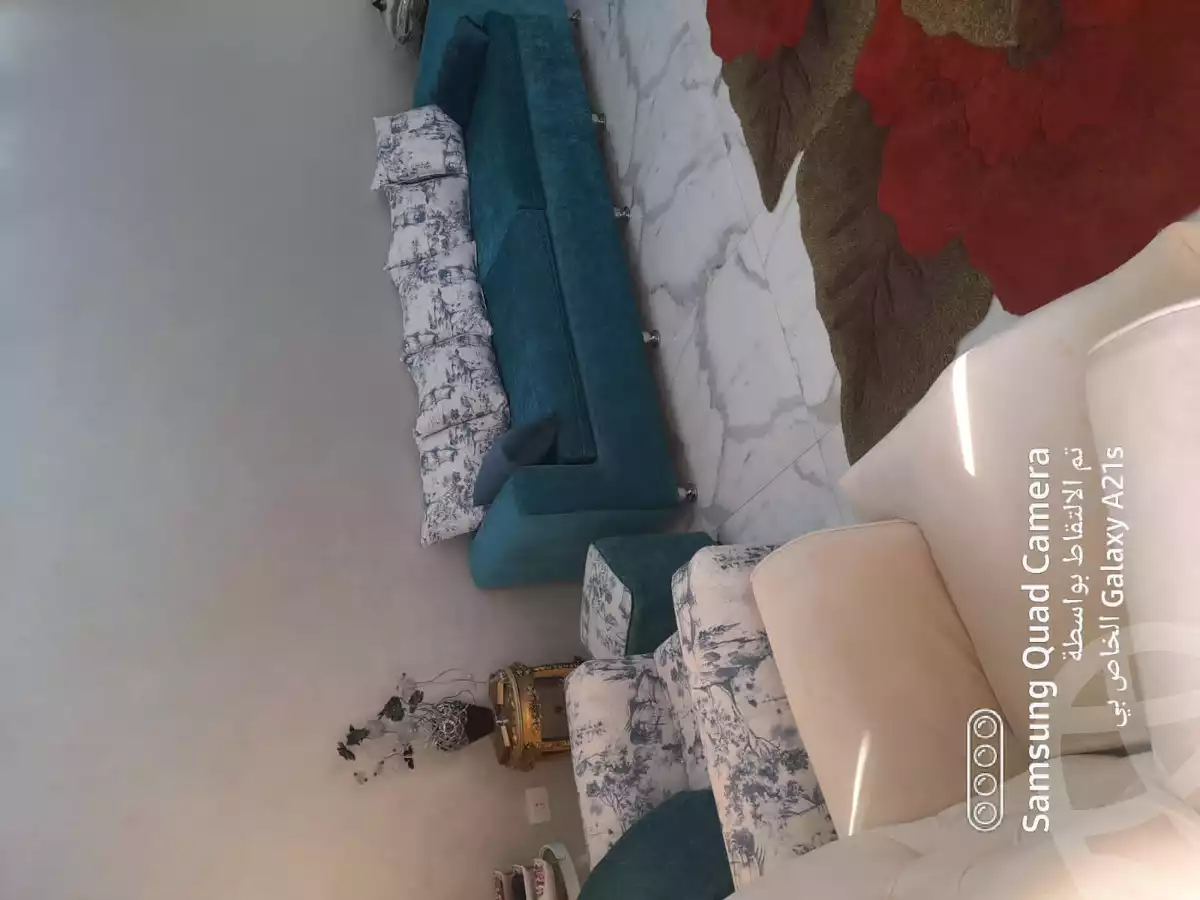 https://aqarmap.com.eg/ar/listing/3614551-for-sale-cairo-el-sheikh-zayed-city-shr-lbstn