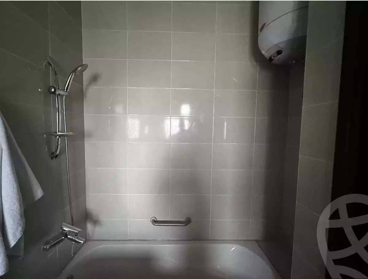https://aqarmap.com.eg/ar/listing/3616899-for-rent-cairo-el-sheikh-zayed-city-compounds-in-sheikh-zayed-beverly-hills
