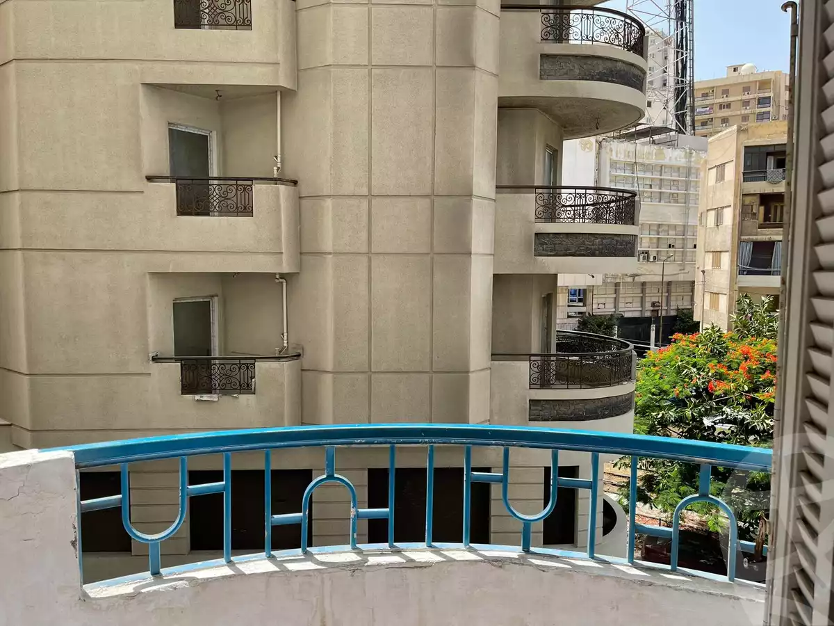 https://aqarmap.com.eg/ar/listing/3639877-for-sale-alexandria-sidi-gaber-el-mosheer-ahmed-isamil-st