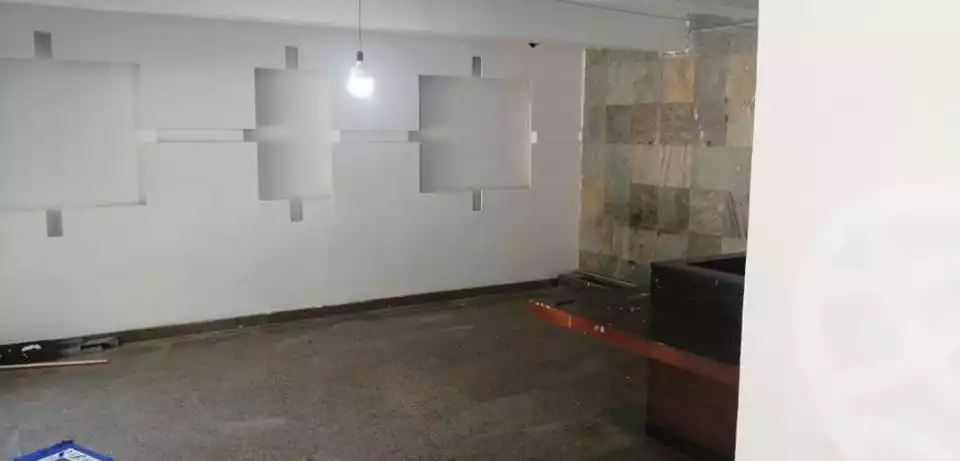 https://aqarmap.com.eg/ar/listing/3642309-for-rent-alexandria-roshdy-shr-bw-qyr-tryq-lhry