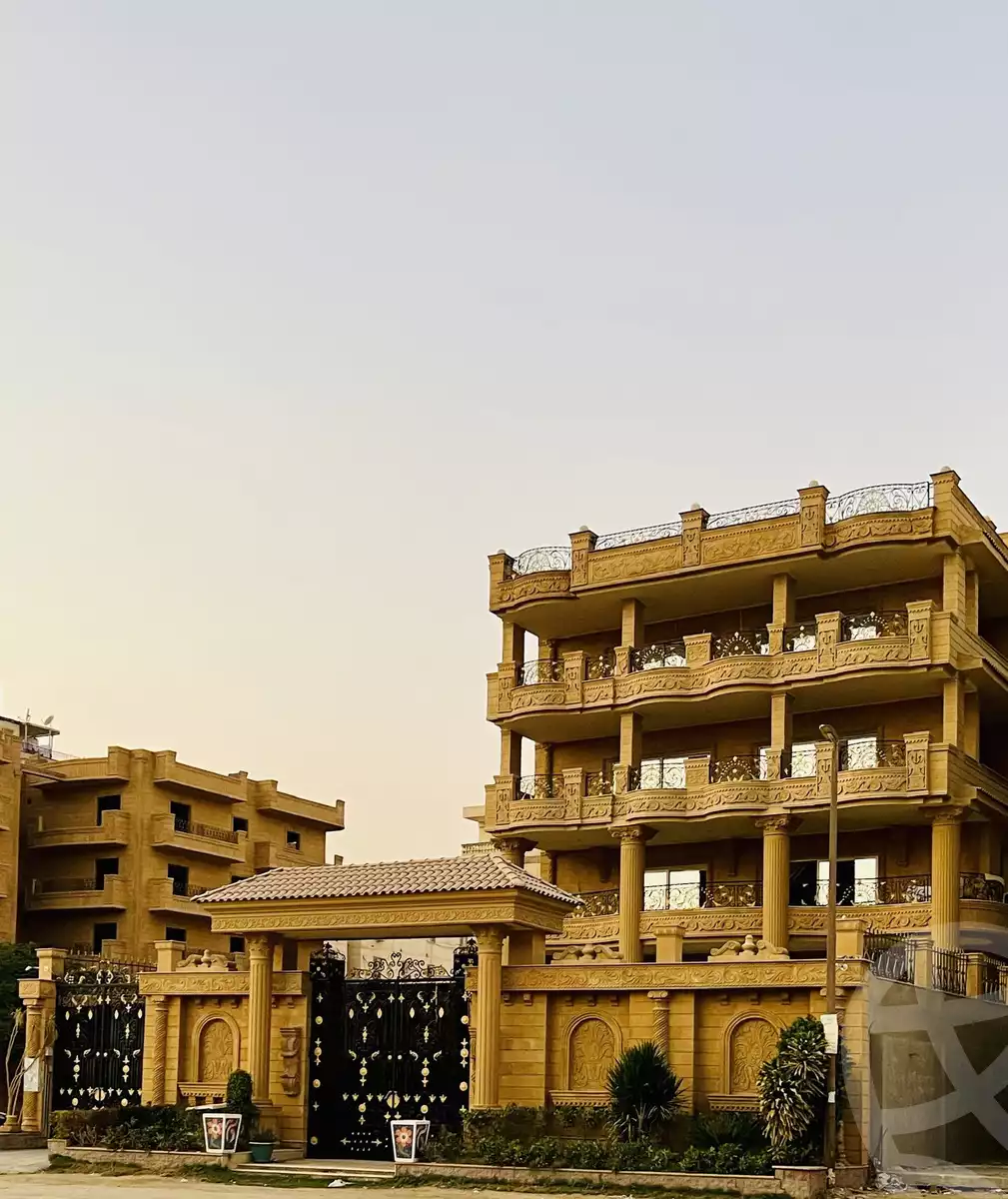 https://aqarmap.com.eg/ar/listing/3642455-for-sale-cairo-cairo-hdyq-lhrm-lmntq-w