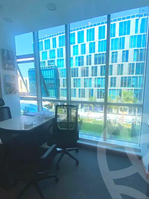 https://aqarmap.com.eg/ar/listing/3883552-for-rent-cairo-el-sheikh-zayed-city-compounds-in-sheikh-zayed-capital-business-park