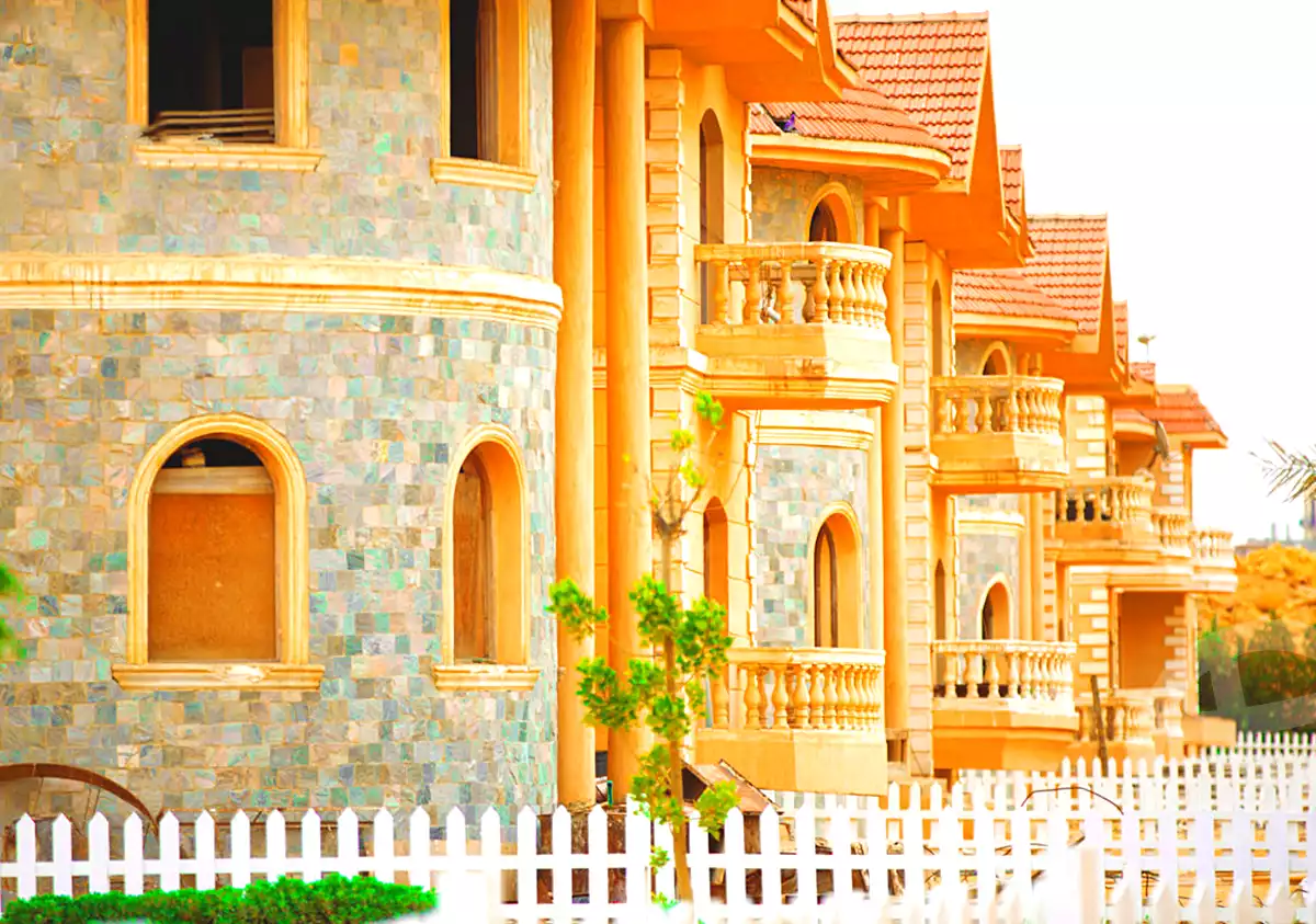 https://aqarmap.com.eg/en/listing/3655759-projects-elshorouk-gardens