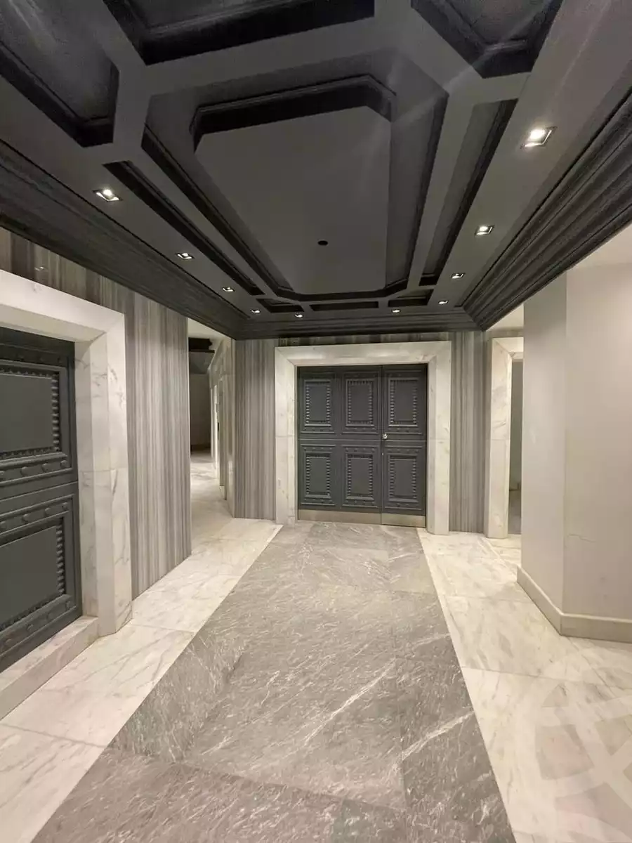 https://aqarmap.com.eg/ar/listing/3668407-for-sale-cairo-new-cairo-el-kattameya-compounds-in-kattameya-crystal-plaza