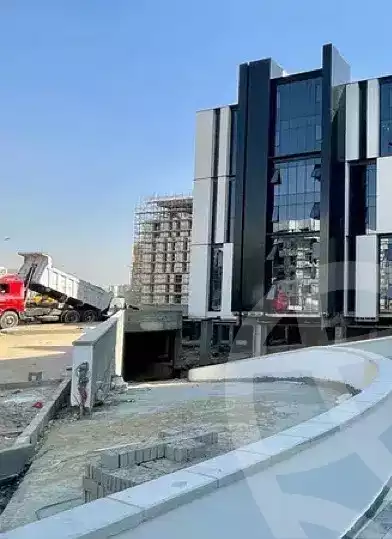 https://aqarmap.com.eg/ar/listing/3669502-for-rent-cairo-new-cairo-compounds-hyde-park