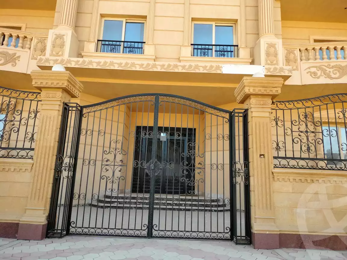 https://aqarmap.com.eg/ar/listing/4995079-for-rent-cairo-new-cairo-el-kornfol