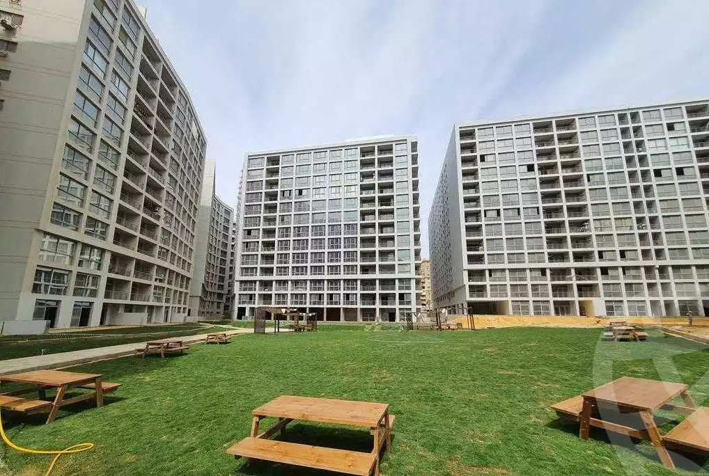 https://aqarmap.com.eg/ar/listing/3680048-for-sale-cairo-new-cairo-el-kattameya-compounds-in-kattameya-kmbwnd-wn-qtmyh-m-mr-lmrshdy