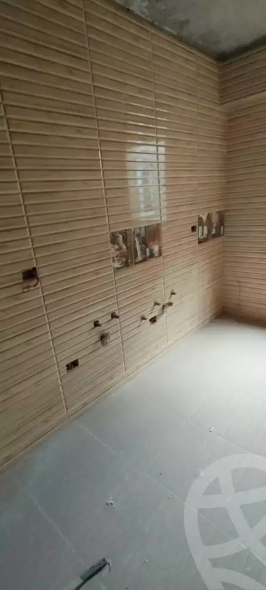 https://aqarmap.com.eg/en/listing/4097120-for-sale-alexandria-moharram-bey-kanal-al-mahmoudeya-al-bahri-st