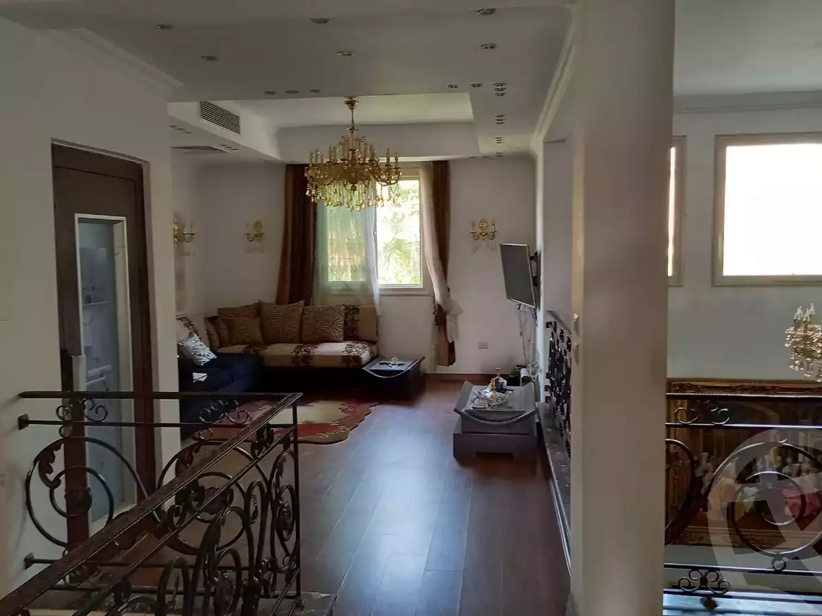 https://aqarmap.com.eg/en/listing/4128581-for-sale-cairo-new-cairo-compounds-moon-valley