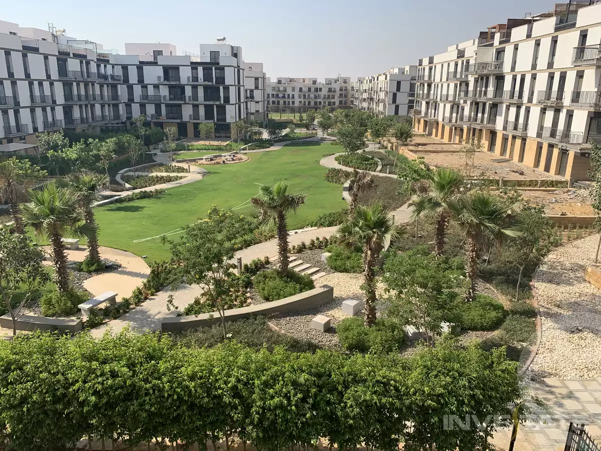 https://aqarmap.com.eg/ar/listing/3703167-for-rent-cairo-el-sheikh-zayed-city-compounds-kmbwnd-wyst-twn-swdyk