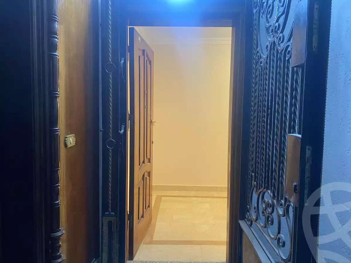 https://aqarmap.com.eg/ar/listing/4125606-for-sale-alexandria-mht-lrml-fouad-st