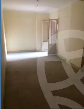 https://aqarmap.com.eg/en/listing/3710713-for-sale-alexandria-ganaklis-shr-bw-qyr-tryq-lhry